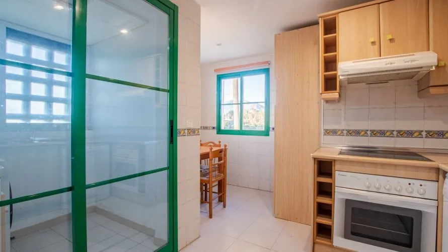 Dúplex de 3 dormitorios en Casares, Spain No. 279 № 14