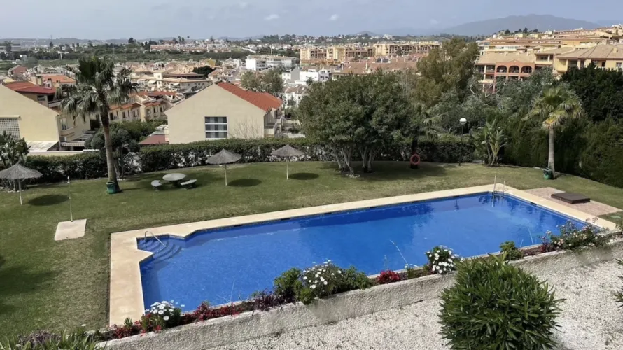 Apartamento de 2 dormitorios en Fuengirola, Spain No. 632 № 6