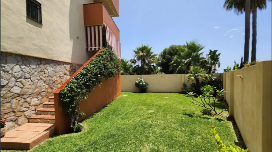 Apartamento de 3 dormitorios en Mijas Costa, Spain No. 741 № 2
