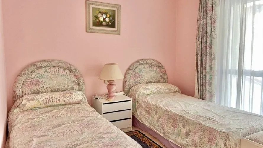 Dúplex de 2 dormitorios en Marbella, Spain No. 613 № 23