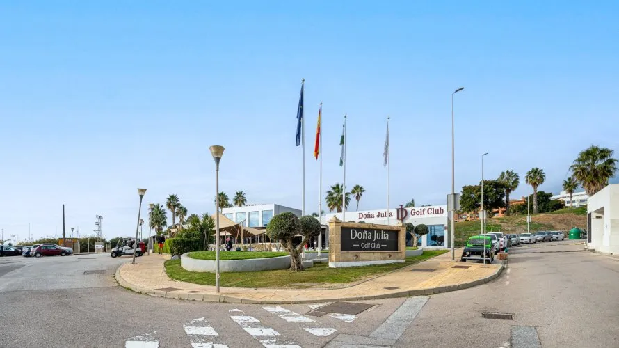 Apartamento de 2 dormitorios en Casares, Spain No. 304 № 11