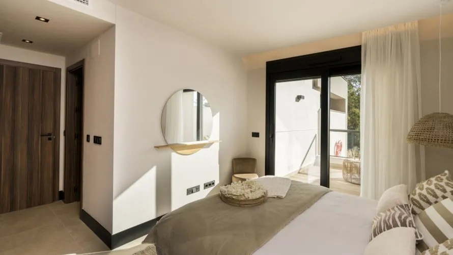 Apartamento de 3 dormitorios en Nueva Andalucía, Spain No. 87 № 1