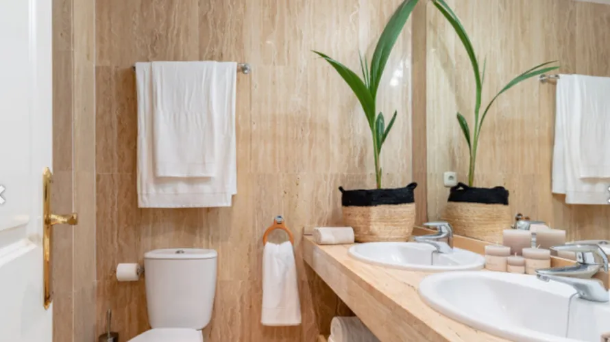 Apartamento de 2 dormitorios en Marbella, Spain No. 794 № 14