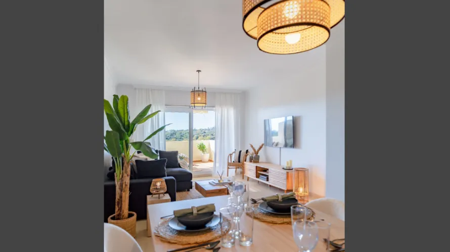 Apartamento de 2 dormitorios en Marbella, Spain No. 794 № 12