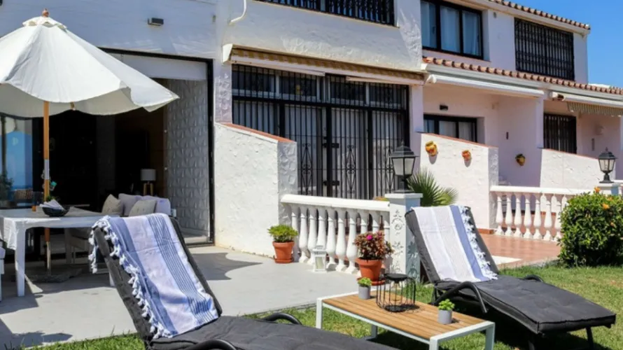 Apartamento de 2 dormitorios en Mijas Costa, Spain No. 402 № 7