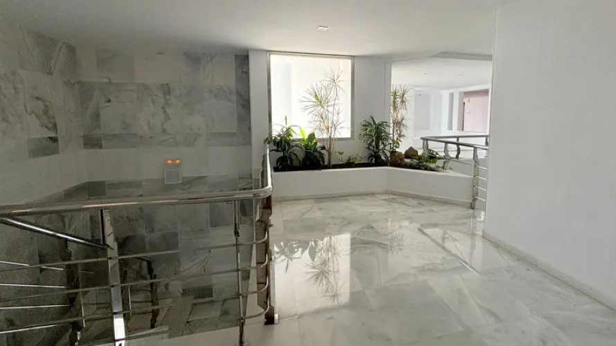 Ático de 1 dormitorio en Nueva Andalucía, Spain No. 460 № 2