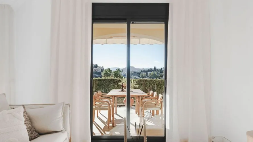 Apartamento de 3 dormitorios en Benahavís, Spain No. 307 № 16