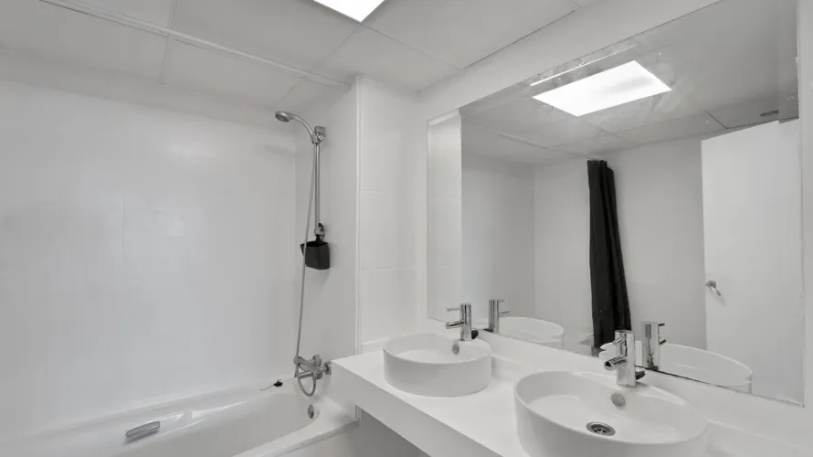 Apartamento de 3 dormitorios en Estepona, Spain No. 473 № 4