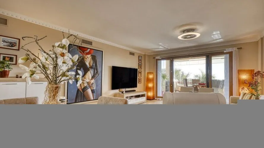 Apartamento de 2 dormitorios en Estepona, Spain No. 653 № 13