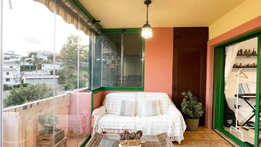 Apartamento de 2 dormitorios en Fuengirola, Spain No. 685 № 8