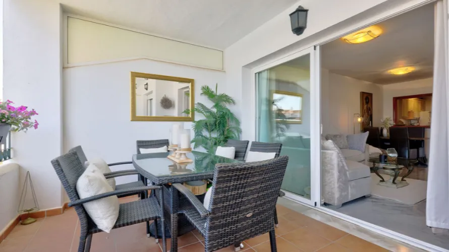 Apartamento de 2 dormitorios en Mijas Costa, Spain No. 758 № 25