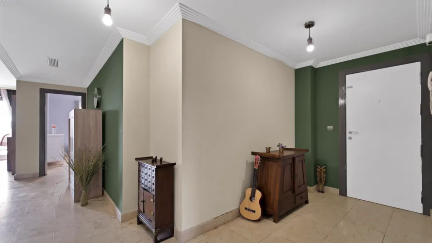 Apartamento de 3 dormitorios en Estepona, Spain No. 473 № 24