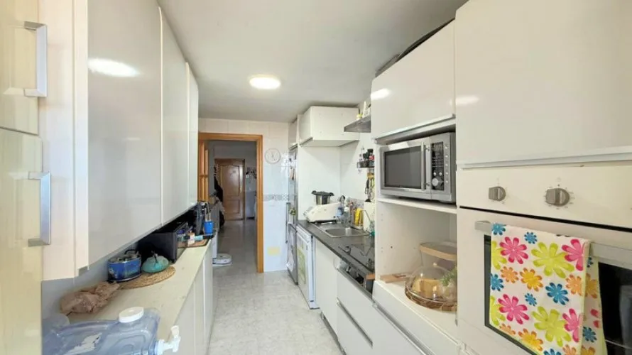 Apartamento de 3 dormitorios en Manilva, Spain No. 576 № 8