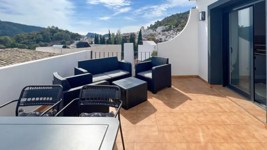 Apartamento de 2 dormitorios en Benahavís, Spain No. 493 № 9