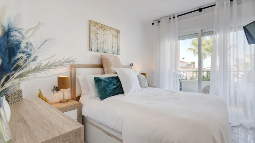 Apartamento de 2 dormitorios en Mijas Costa, Spain No. 758 № 13