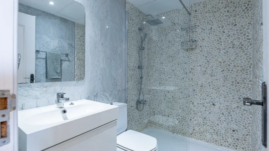 Apartamento de 2 dormitorios en Mijas Costa, Spain No. 476 № 14