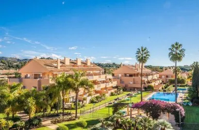 Dúplex de 2 dormitorios en Marbella, Spain No. 621