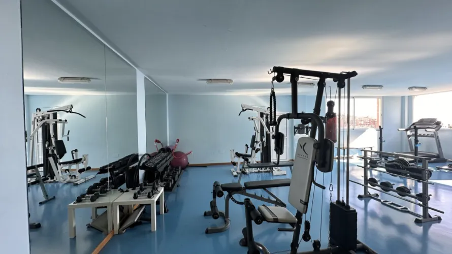 Dúplex de 2 dormitorios en Fuengirola, Spain No. 603 № 27