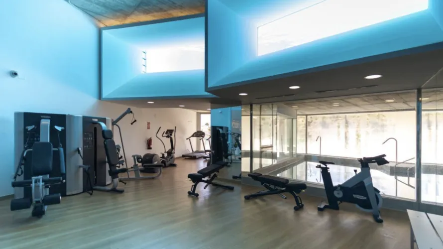 Apartamento de 3 dormitorios en Benalmádena, Spain No. 714 № 23