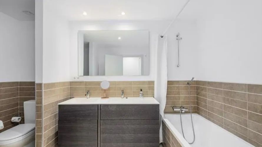 Apartamento de 2 dormitorios en Casares, Spain No. 406 № 11