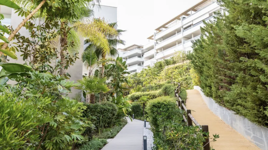 Apartamento de 3 dormitorios en Benahavís, Spain No. 465 № 8