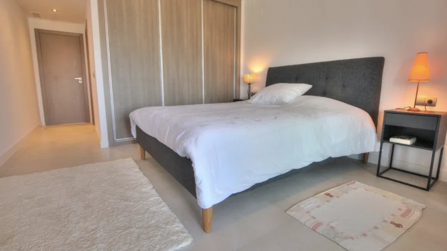 Apartamento de 2 dormitorios en Mijas Costa, Spain No. 496 № 15