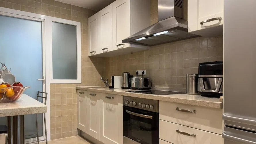 Apartamento de 3 dormitorios en Benahavís, Spain No. 704 № 12