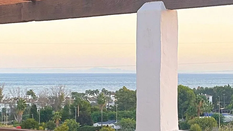 Ático de 2 dormitorios en Estepona, Spain No. 569 № 1