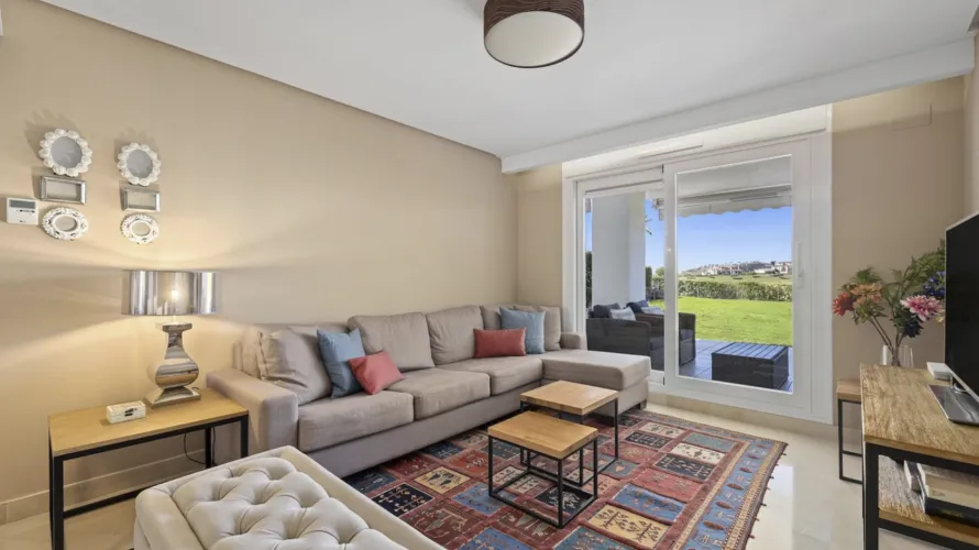 Apartamento de 3 dormitorios en Benahavís, Spain No. 766 № 11