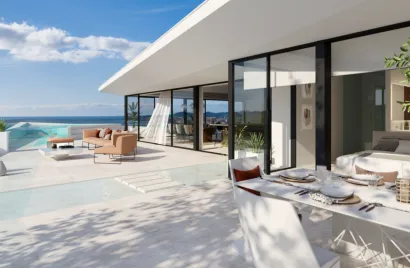 Apartamento de 3 dormitorios en Fuengirola, Spain No. 285