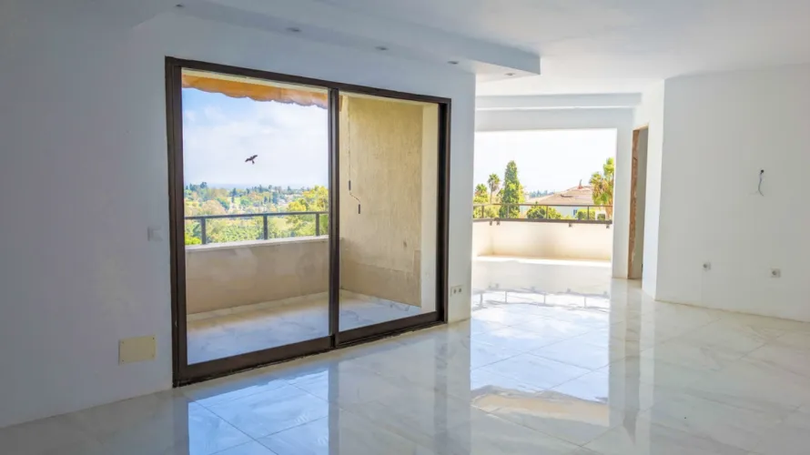 Apartamento de 2 dormitorios en Benahavís, Spain No. 449 № 3