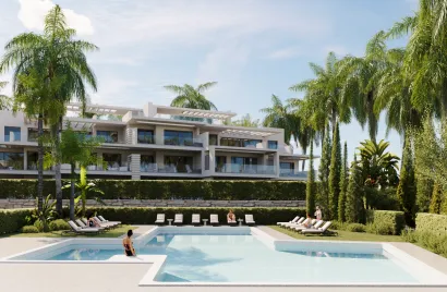 Apartamento de 2 dormitorios en Estepona, Spain No. 397