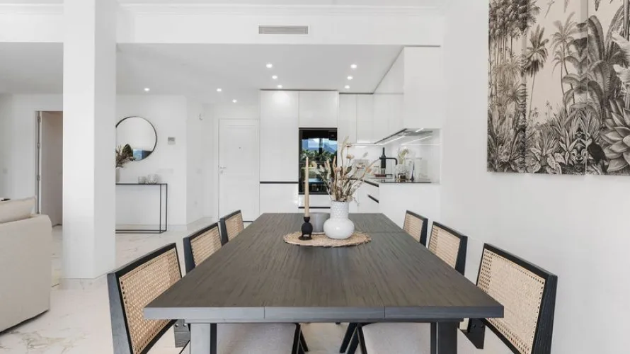 Apartamento de 3 dormitorios en Benahavís, Spain No. 307 № 22