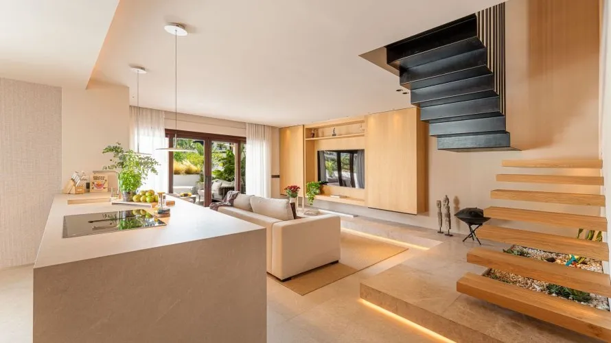 Ático de 3 dormitorios en Marbella, Spain No. 806 № 8