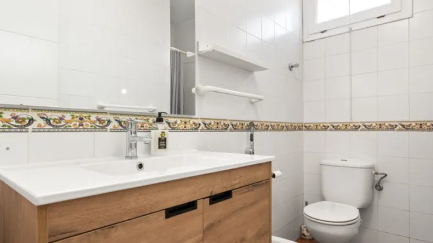 Apartamento de 2 dormitorios en Fuengirola, Spain No. 687 № 14