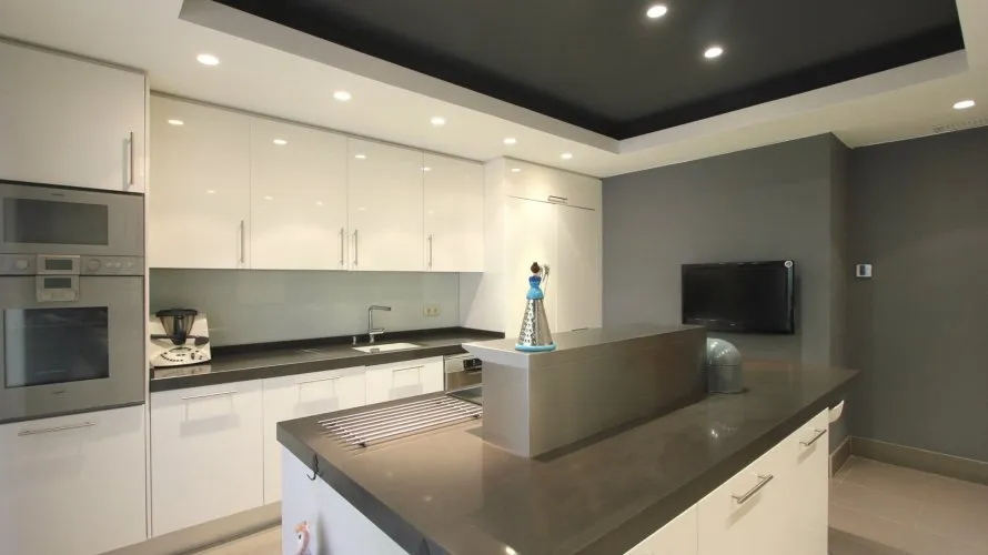 Dúplex de 3 dormitorios en Benahavís, Spain No. 321 № 10