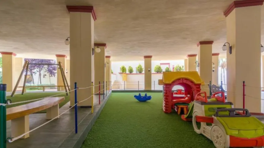 Apartamento de 1 dormitorio en Marbella, Spain No. 591 № 1