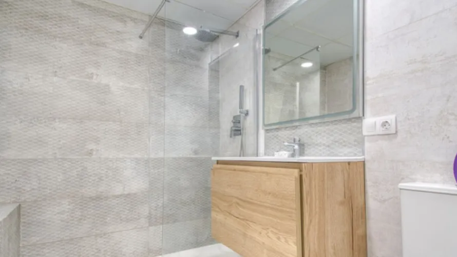 Apartamento de 2 dormitorios en Mijas Costa, Spain No. 763 № 17