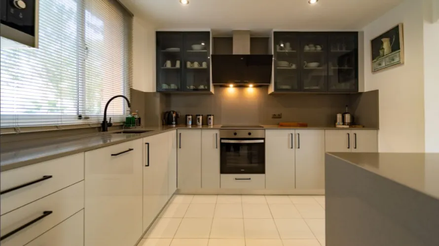 Apartamento de 2 dormitorios en Mijas Costa, Spain No. 733 № 16