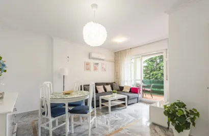 Apartamento de 2 dormitorios en Cortes (San Pedro De Alcantara), Spain No. 605