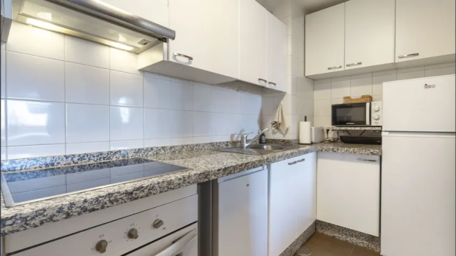 Apartamento de 2 dormitorios en Mijas Costa, Spain No. 743 № 15