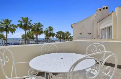 Apartamento de 2 dormitorios en Benalmádena, Spain No. 532