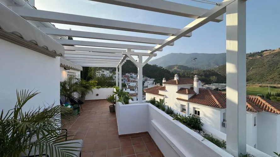 Dúplex de 1 dormitorio en Benahavís, Spain No. 773 № 16