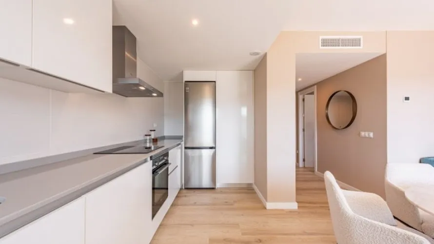 Apartamento de 3 dormitorios en Nueva Andalucía, Spain No. 722 № 3