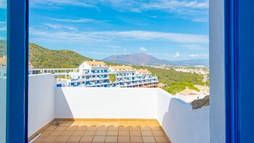 Dúplex de 2 dormitorios en Manilva, Spain No. 410 № 24