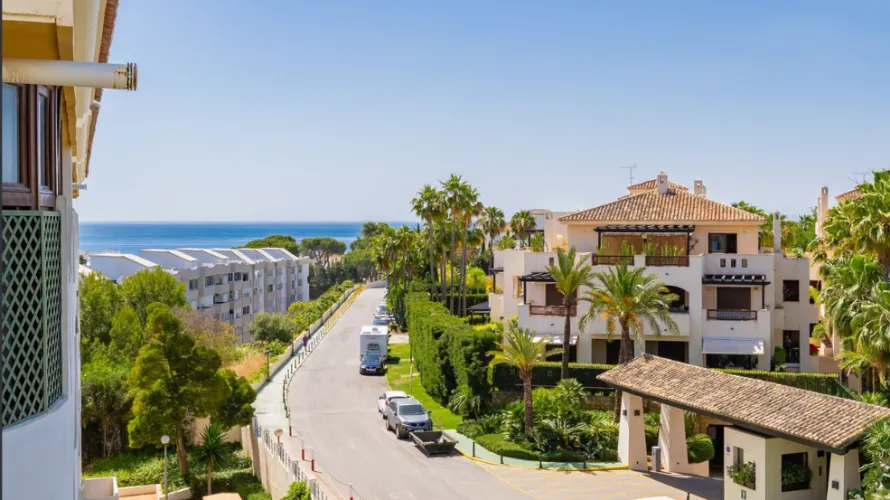 Dúplex de 2 dormitorios en Nueva Andalucía, Spain No. 732 № 6