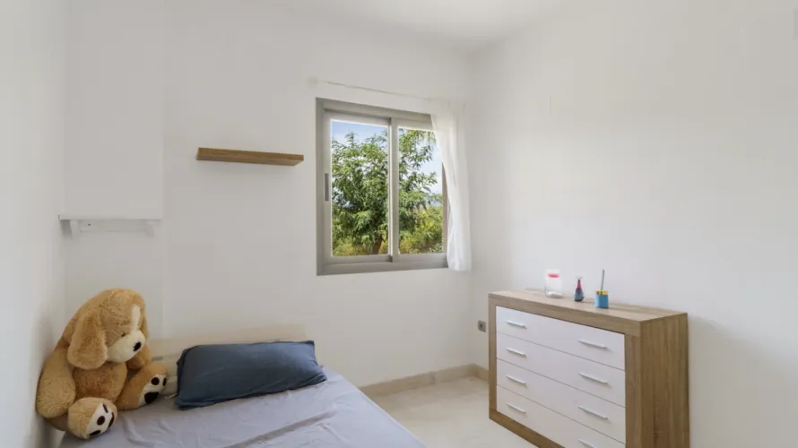 Apartamento de 3 dormitorios en Estepona, Spain No. 474 № 22