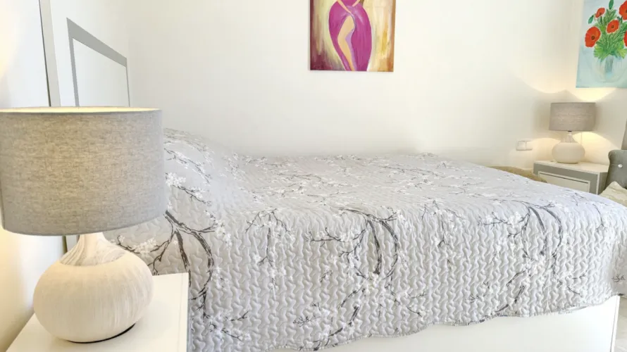 Apartamento de 3 dormitorios en Estepona, Spain No. 491 № 7