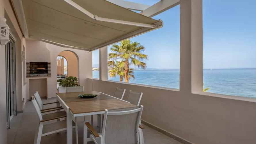 Apartamento de 3 dormitorios en Estepona, Spain No. 792 № 4