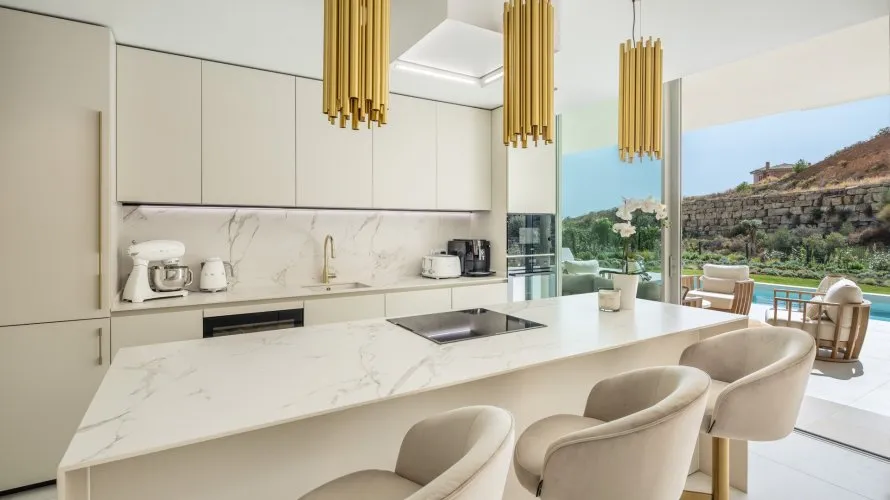 Apartamento de 3 dormitorios en Benalmádena, Spain No. 408 № 12